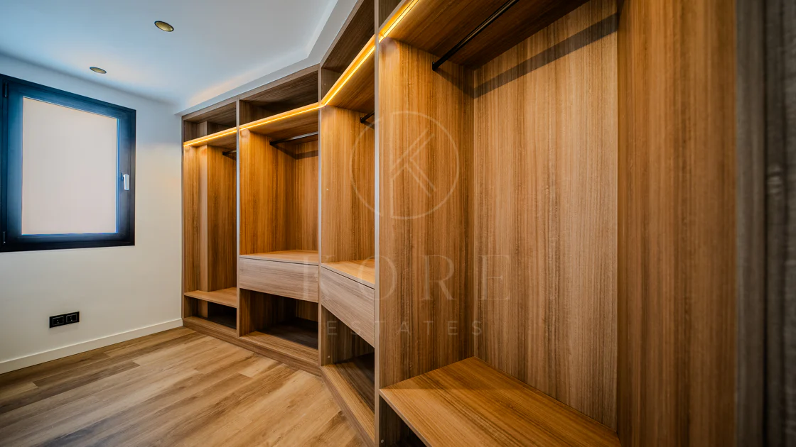 Joya arquitectónica en la calle más emblemática de Estepona