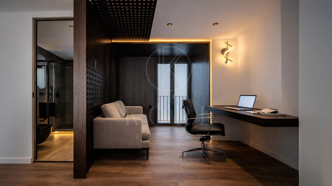 Joya arquitectónica en la calle más emblemática de Estepona