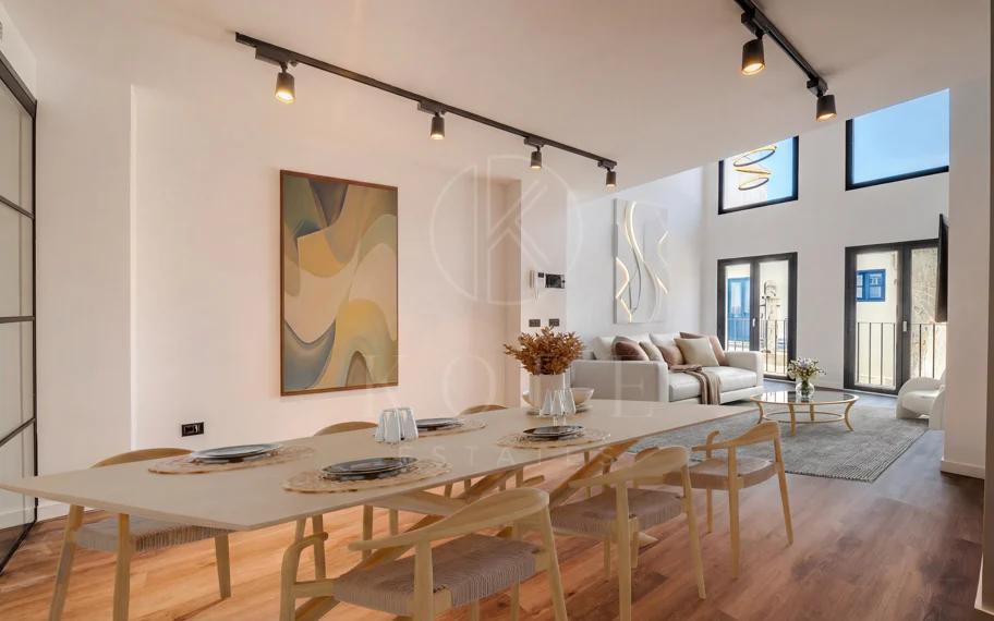 Joya arquitectónica en la calle más emblemática de Estepona