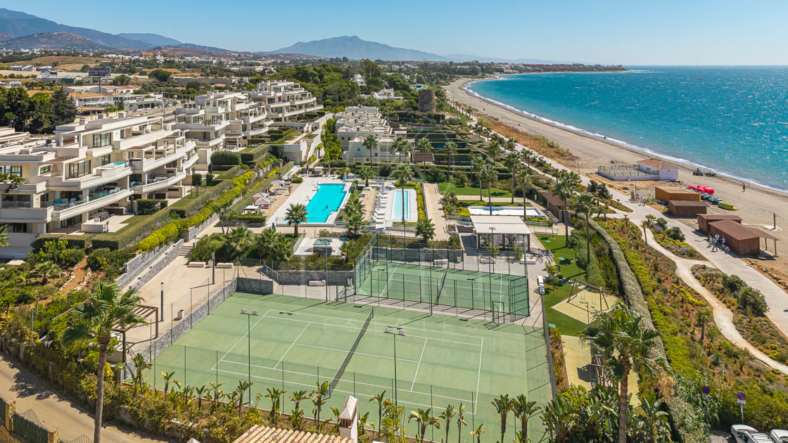 Sea View Apartment, El Velerin, Estepona