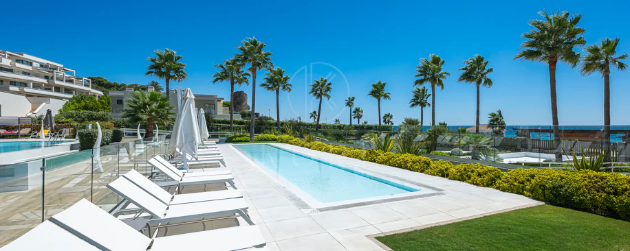 Sea View Apartment, El Velerin, Estepona