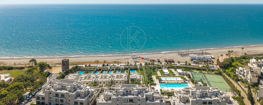 Sea View Apartment, El Velerin, Estepona