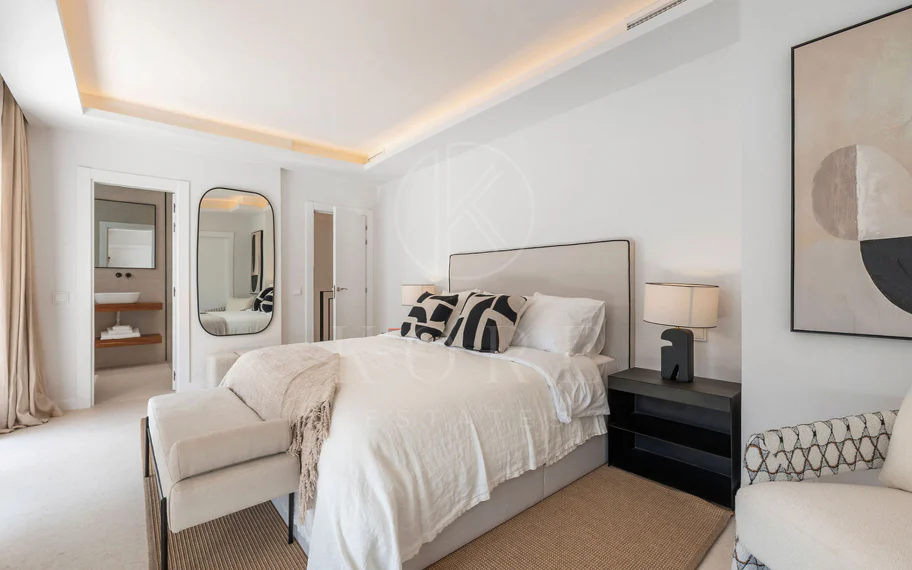 Adosado en venta en Nueva Andalucia, Marbella