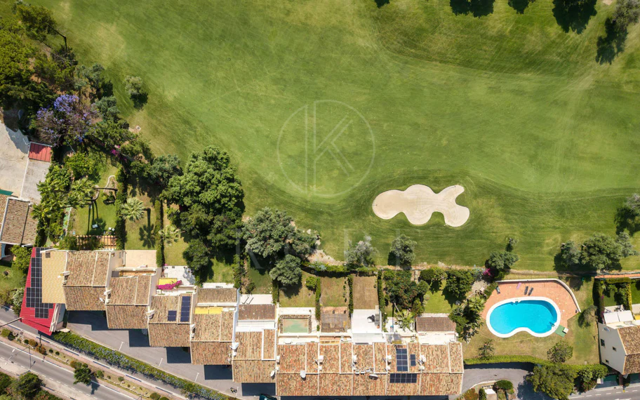 Adosado en venta en Nueva Andalucia, Marbella