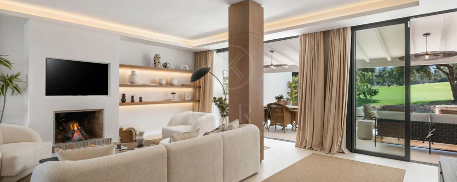 Casă înșiruită de vânzare în Nueva Andalucia, Marbella