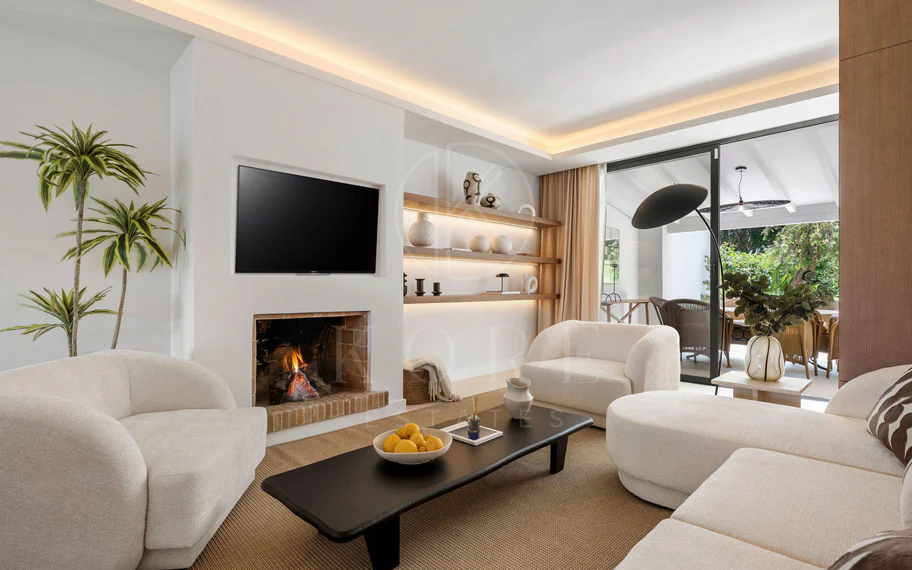 Adosado en venta en Nueva Andalucia, Marbella
