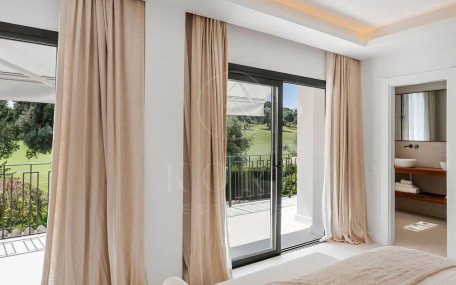 Adosado en venta en Nueva Andalucia, Marbella