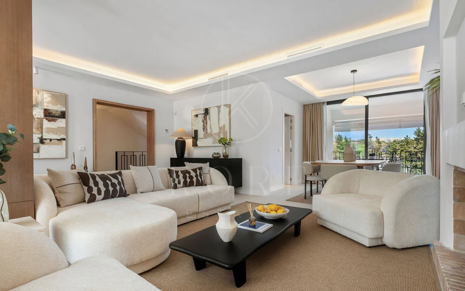 Adosado en venta en Nueva Andalucia, Marbella