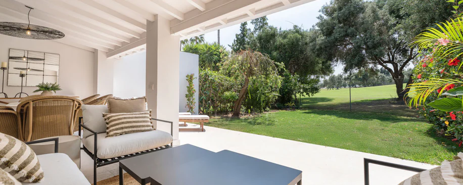 Casă înșiruită de vânzare în Nueva Andalucia, Marbella