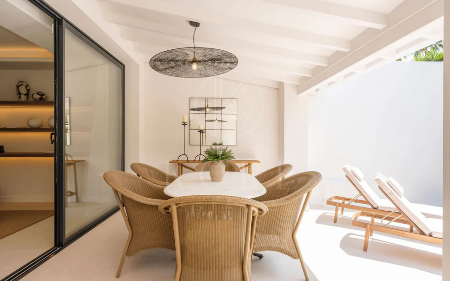 Adosado en venta en Nueva Andalucia, Marbella