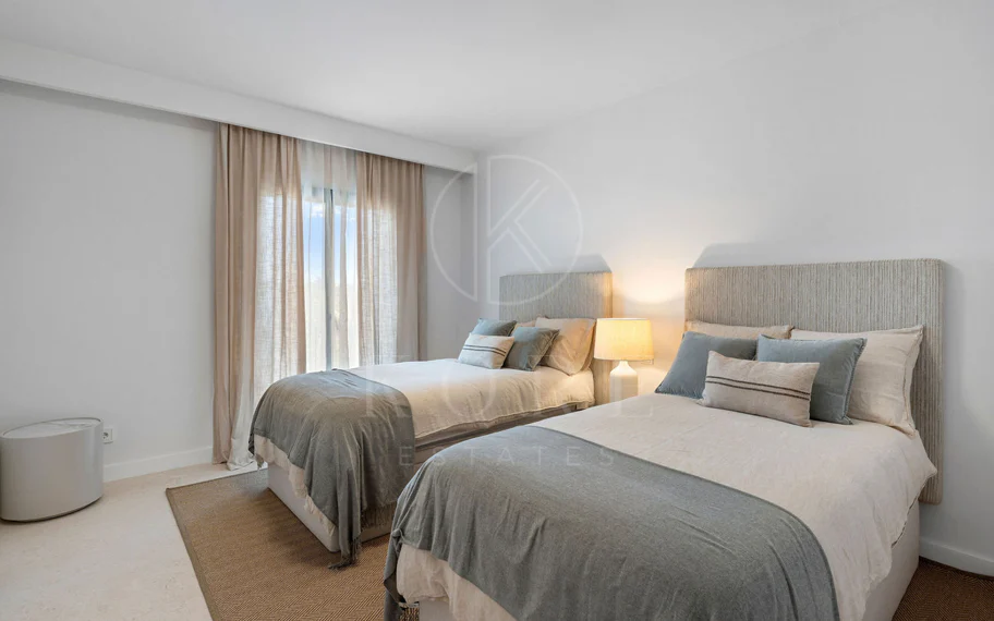 Adosado en venta en Nueva Andalucia, Marbella