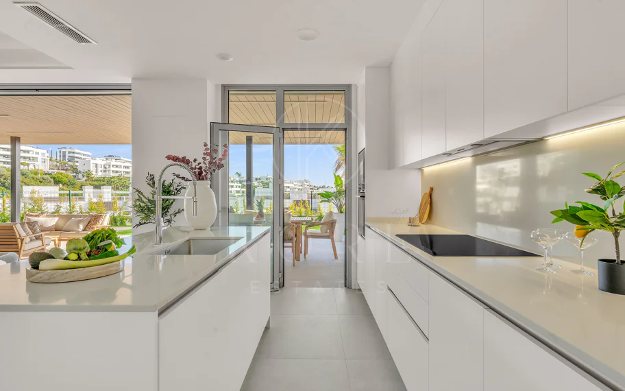 Apartamento Planta Baja en venta en Santa Clara, Marbella Este