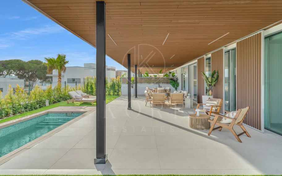 Apartamento Planta Baja en venta en Santa Clara, Marbella Este