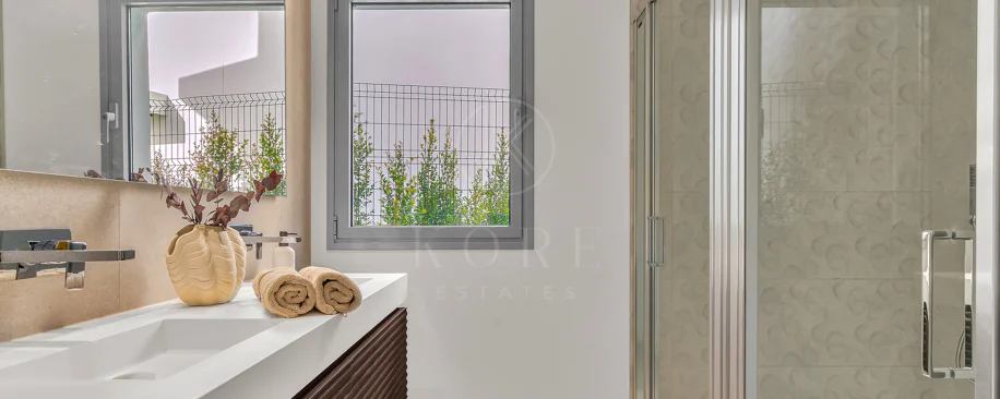 Apartamento Planta Baja en venta en Santa Clara, Marbella Este