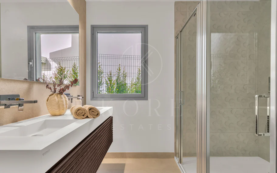 Apartamento Planta Baja en venta en Santa Clara, Marbella Este