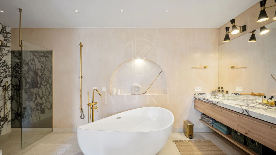 4 Bedrooms - Sea Views - Blend of Andalusian Heritage and Nordic Sophistication on the Golden Mile