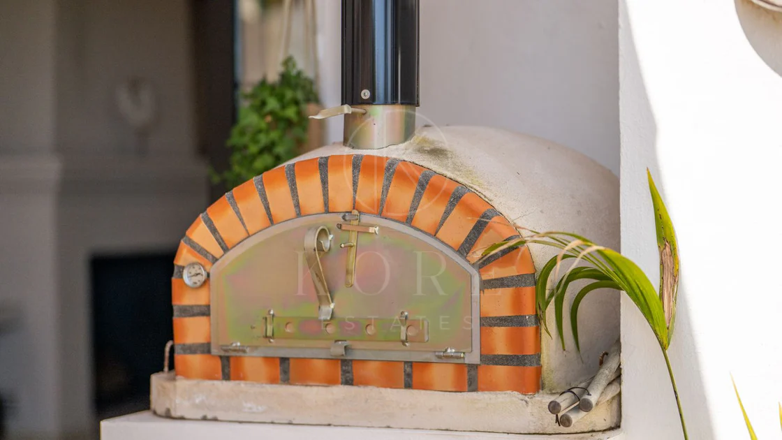 4 Bedrooms - Sea Views - Blend of Andalusian Heritage and Nordic Sophistication on the Golden Mile