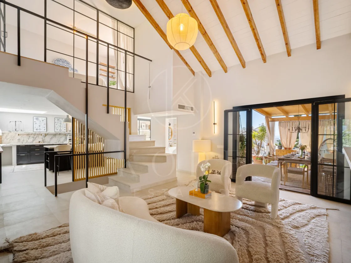 4 Bedrooms - Sea Views - Blend of Andalusian Heritage and Nordic Sophistication on the Golden Mile