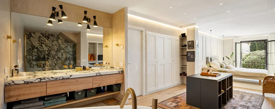 4 Bedrooms - Sea Views - Blend of Andalusian Heritage and Nordic Sophistication on the Golden Mile