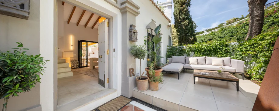 4 Bedrooms - Sea Views - Blend of Andalusian Heritage and Nordic Sophistication on the Golden Mile