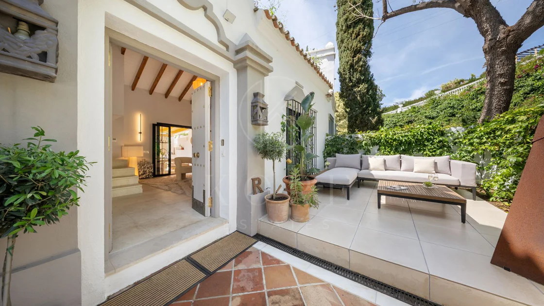 4 Bedrooms - Sea Views - Blend of Andalusian Heritage and Nordic Sophistication on the Golden Mile
