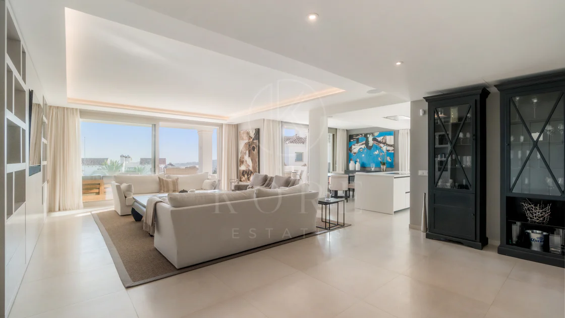 APARTAMENT UIMITOR ÎN MARBELLA