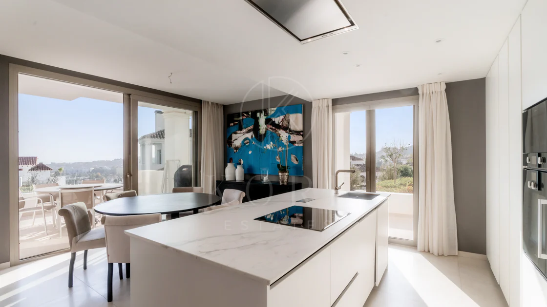 APARTAMENT UIMITOR ÎN MARBELLA