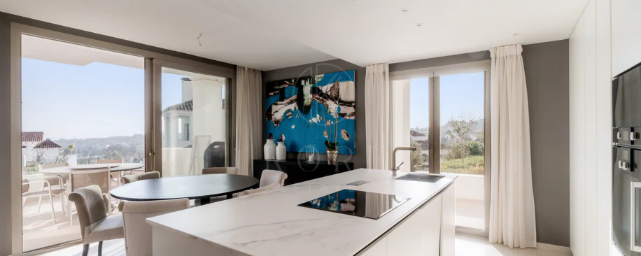 APARTAMENT UIMITOR ÎN MARBELLA