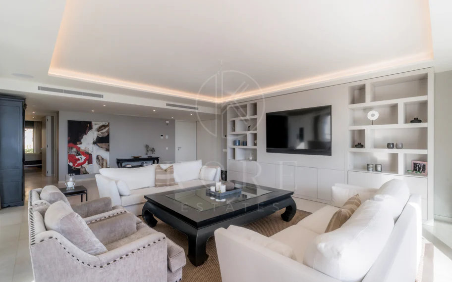 IMPRESIONANTE APARTAMENTO EN MARBELLA