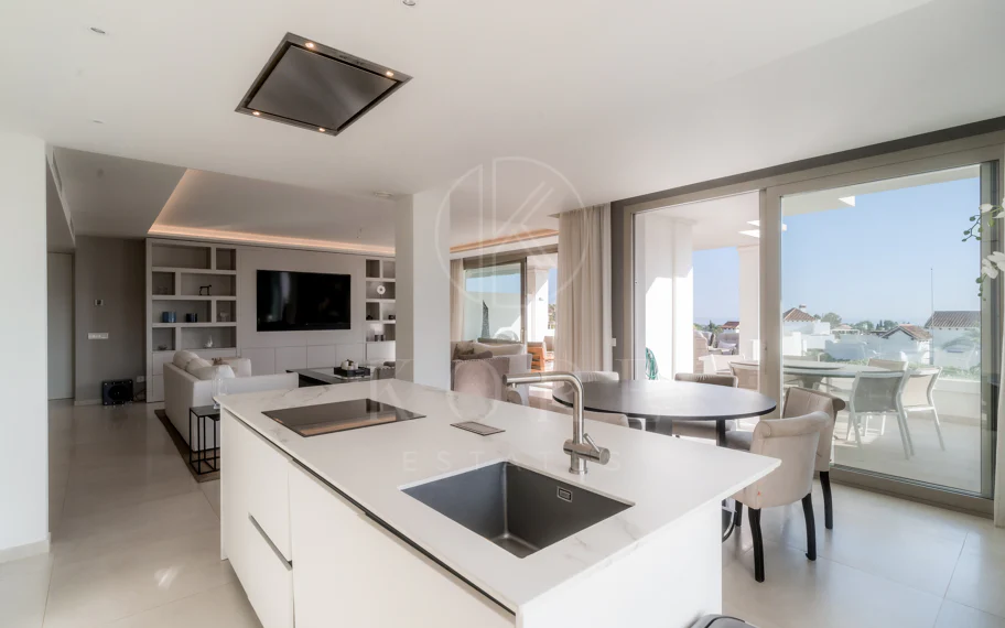 IMPRESIONANTE APARTAMENTO EN MARBELLA