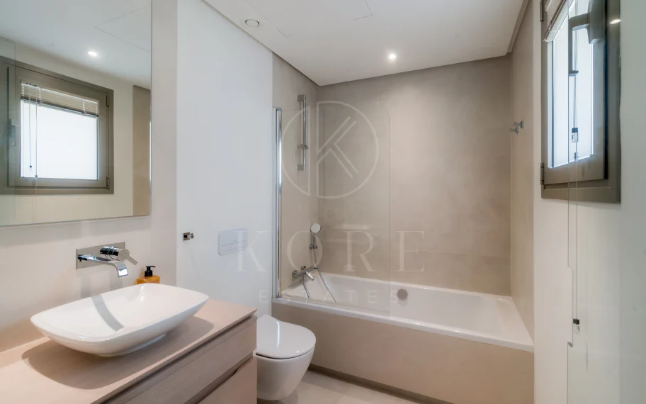 IMPRESIONANTE APARTAMENTO EN MARBELLA