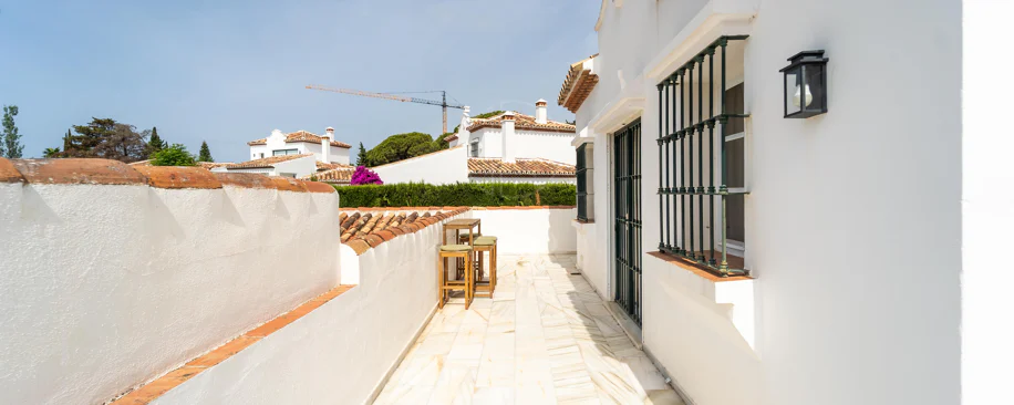 Villa en venta en Elviria, Marbella Este