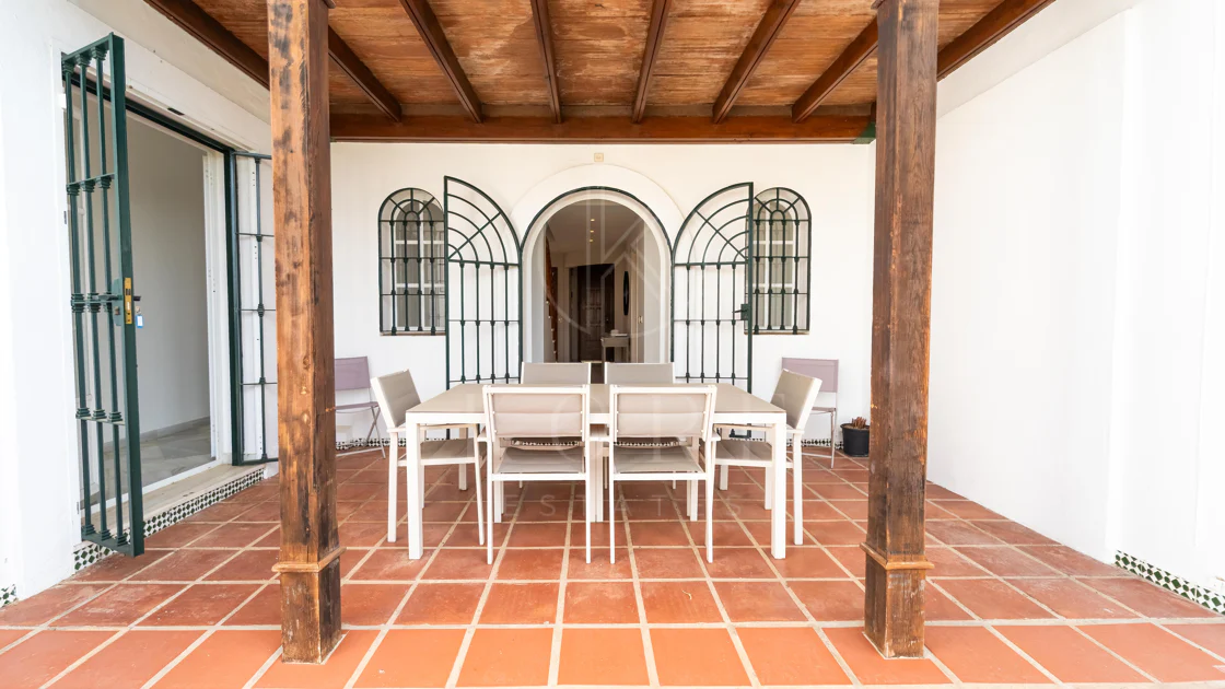 Villa en venta en Elviria, Marbella Este