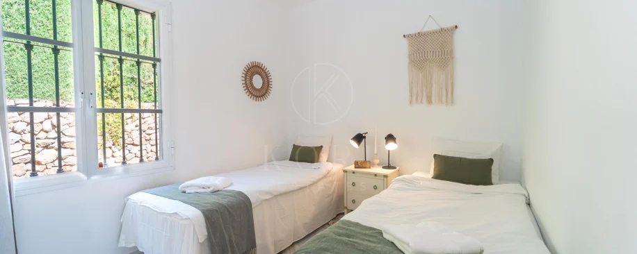 Villa en venta en Elviria, Marbella Este