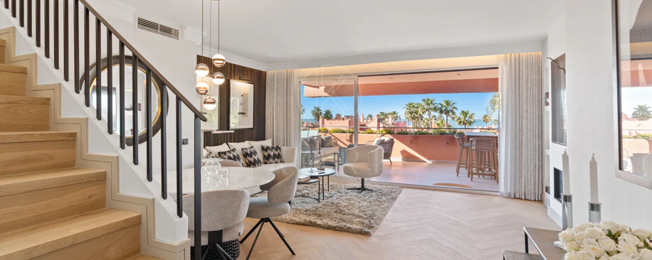 Sea View Luxury Penthouse - Newly Renovated on the Beach Side New Golden Mile