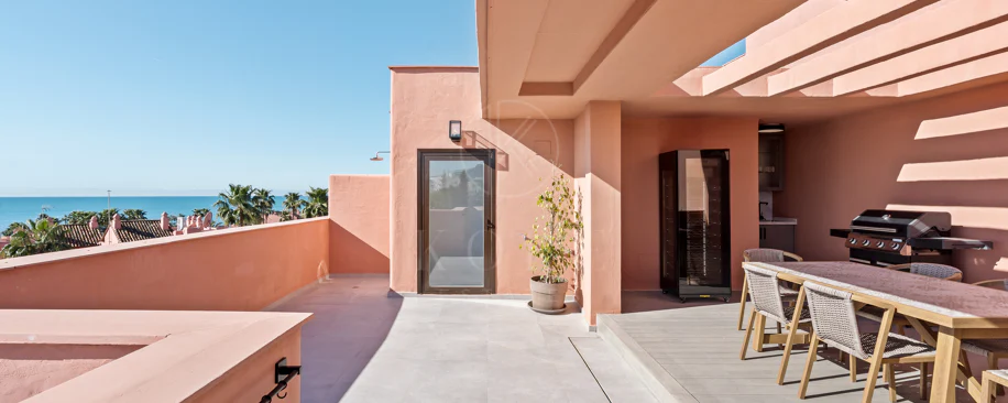 Sea View Luxury Penthouse - Newly Renovated on the Beach Side New Golden Mile