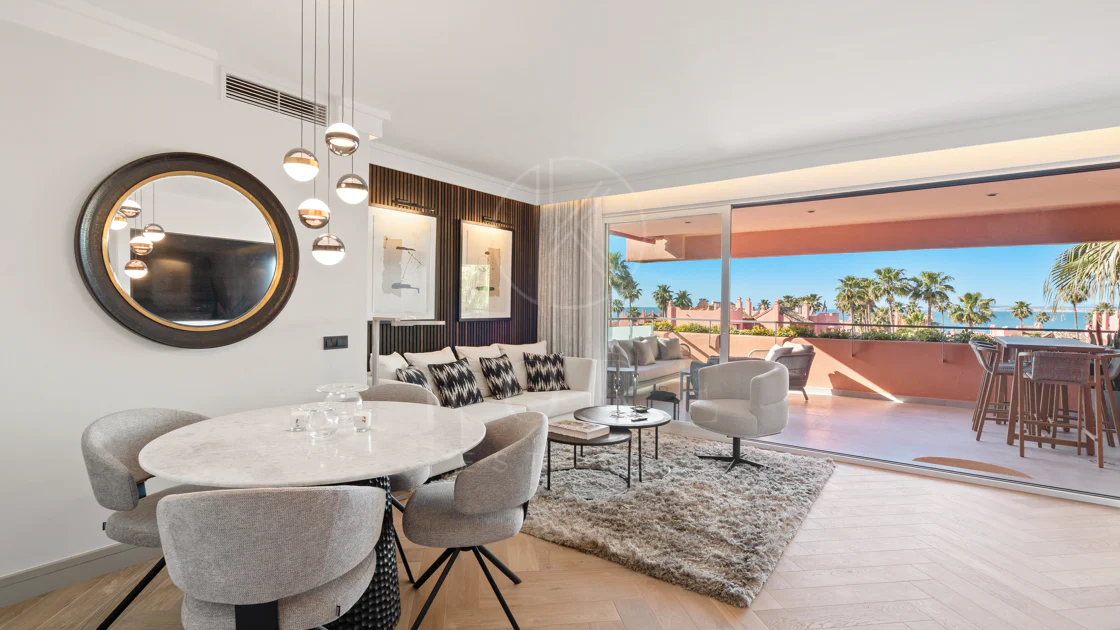 Sea View Luxury Penthouse - Newly Renovated on the Beach Side New Golden Mile