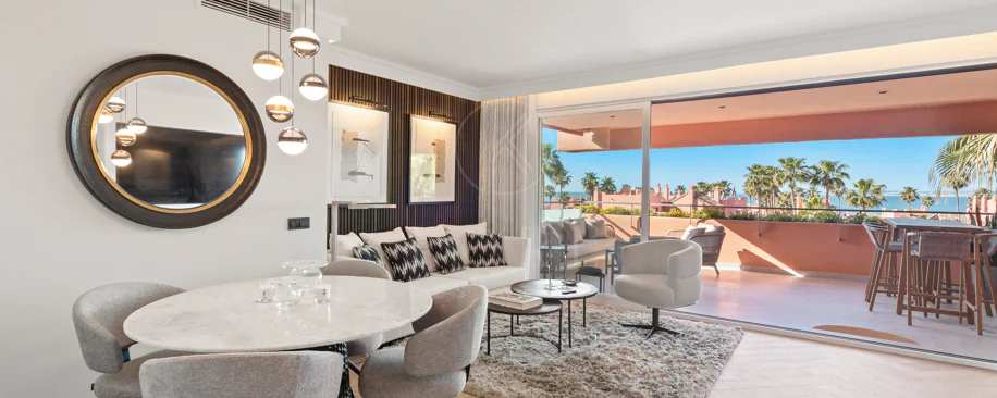 Sea View Luxury Penthouse - Newly Renovated on the Beach Side New Golden Mile