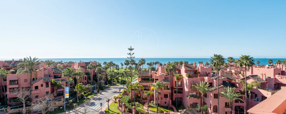 Sea View Luxury Penthouse - Newly Renovated on the Beach Side New Golden Mile