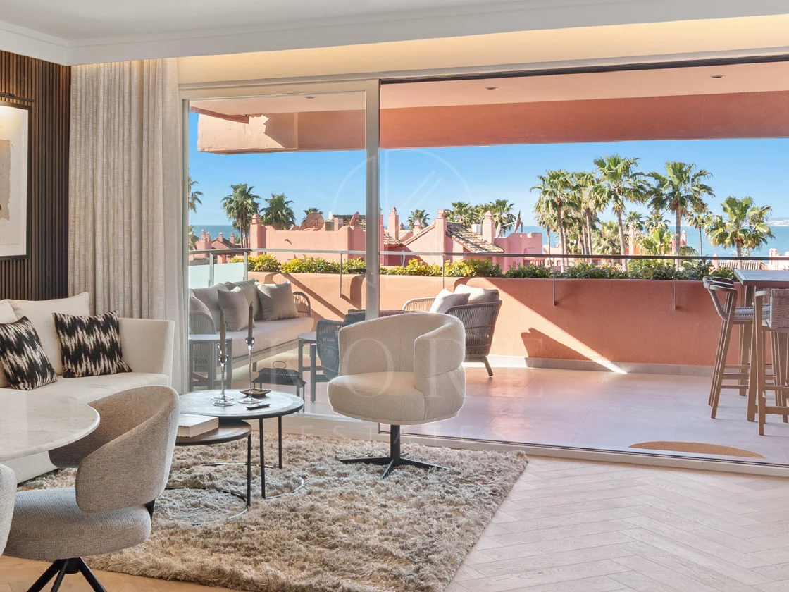 Sea View Luxury Penthouse - Newly Renovated on the Beach Side New Golden Mile