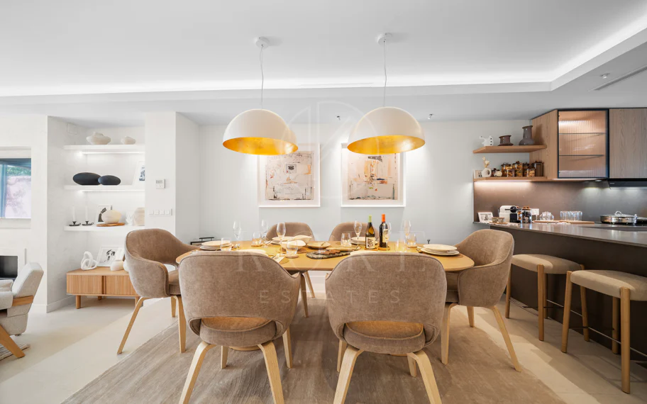 Turnkey Luxury Casa de 3 dormitorios en El Palmeral, Nueva Andalucia