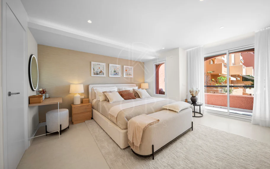 Turnkey Luxury Casa de 3 dormitorios en El Palmeral, Nueva Andalucia