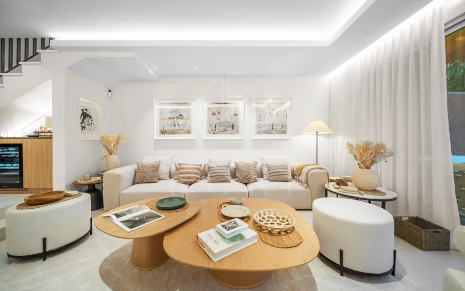Turnkey Luxury Casa de 3 dormitorios en El Palmeral, Nueva Andalucia