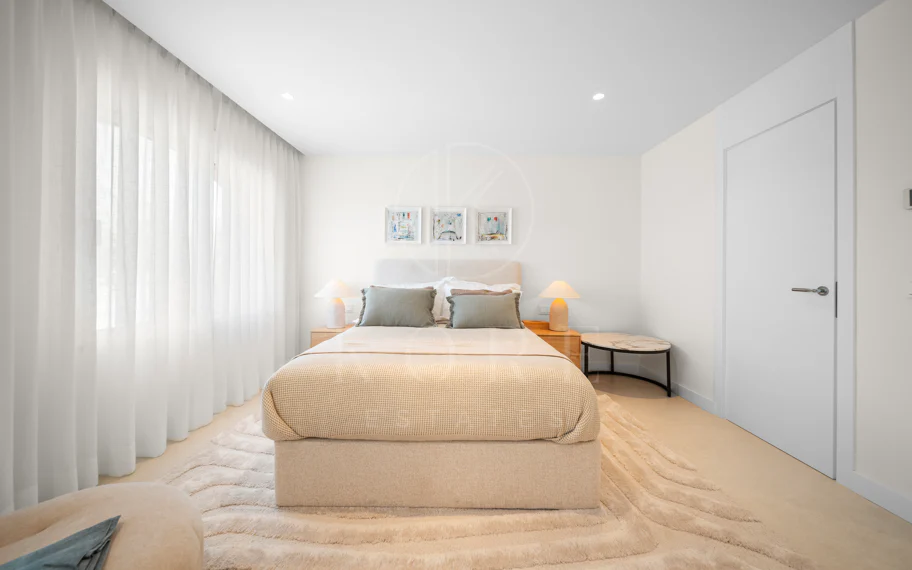 Turnkey Luxury Casa de 3 dormitorios en El Palmeral, Nueva Andalucia