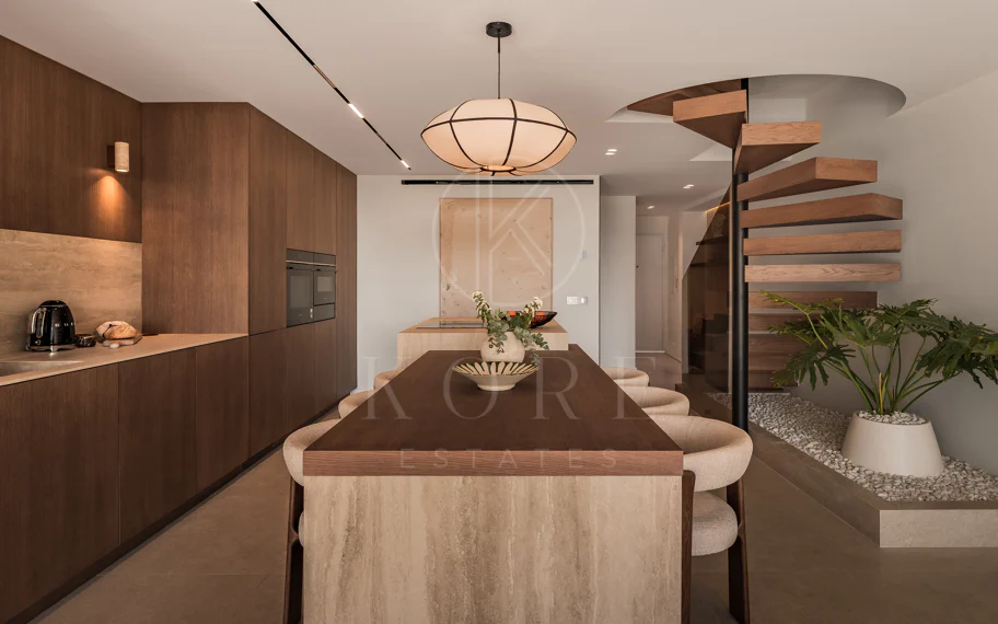 Casa Suma - Townhouse de lujo de 3 dormitorios en Aloha, Nueva Andalucía