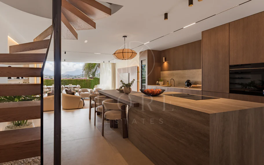 Casa Suma - Townhouse de lujo de 3 dormitorios en Aloha, Nueva Andalucía