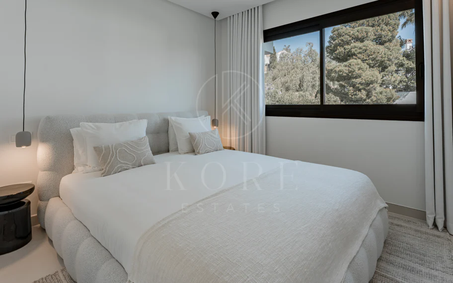 Impresionante Ático Dúplex con Piscina Privada y Vistas Espectaculares – La Quinta, Benahavís