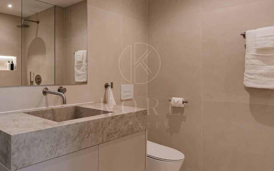 Impresionante Ático Dúplex con Piscina Privada y Vistas Espectaculares – La Quinta, Benahavís