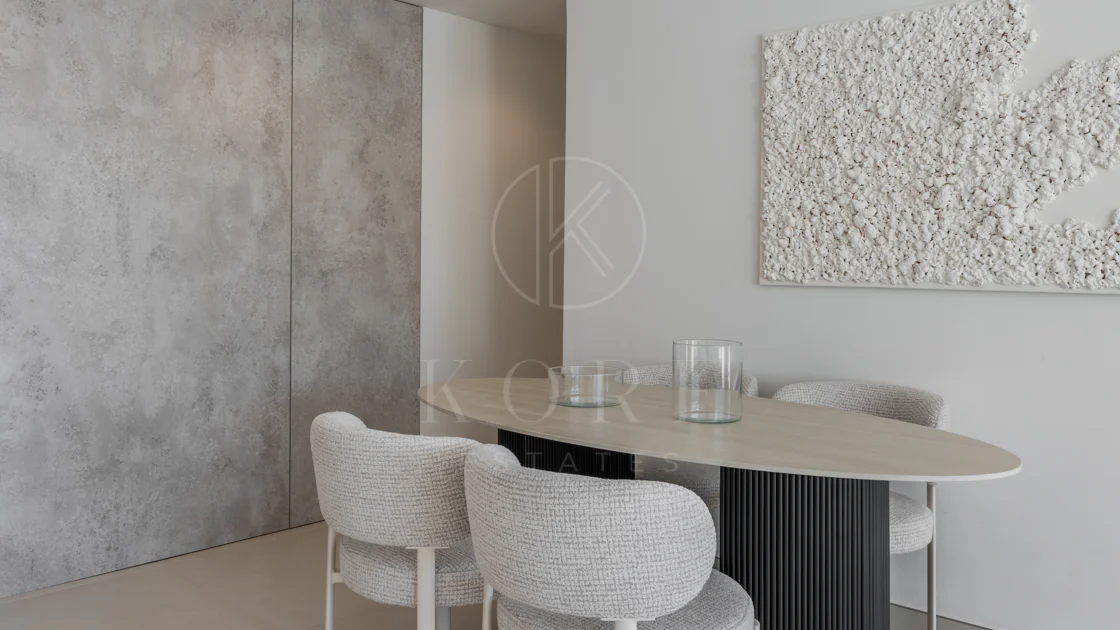 Stunning Duplex Penthouse with Private Pool and Panoramic Views in La Quinta, Benahavís