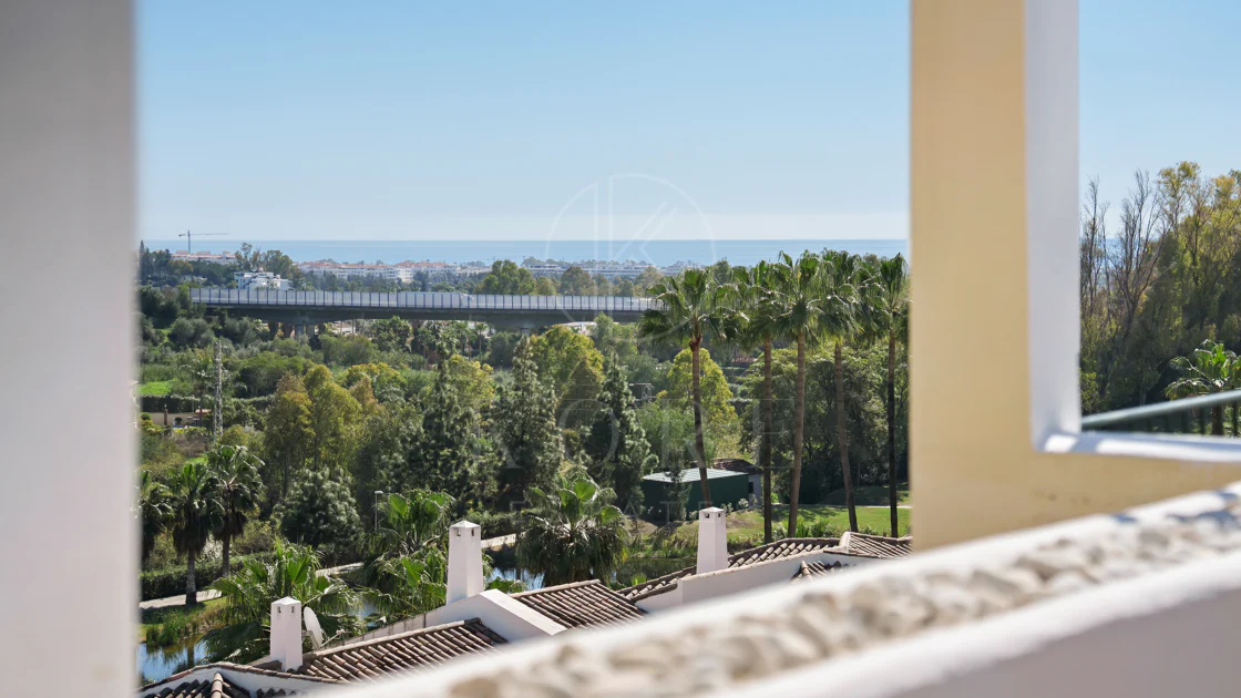 Luxury Penthouse with Sea Views – La Quinta